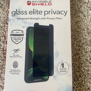 screen protector. new. glass elite privacy. For iPhone 11/XR